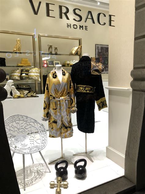 versace via borgospesso|versace home milano.